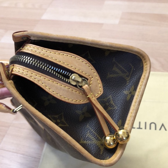 🌸🌸AUTHENTIC🌸🌸 Louis Vuitton Poppin Court - Picture 3 of 14